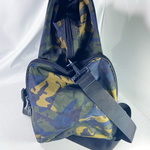 Dakine Cascade camouflage ski snow boot bag 30L New with Tags - Picture 10 of 10